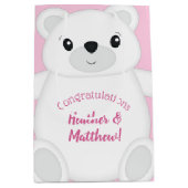 ピンクのホッキョクグマのベビーシャワー ミディアムペーパーバッグ (正面)