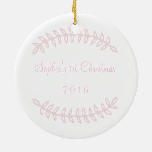 ピンクのボーダーベビーの初めてのクリスマスのオーナメント セラミックオーナメント (裏面)