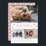 ピンクのポープリント3フォトコラージュMeowy Christmas Pet シーズンカード<br><div class="desc">カスタムピンク写真meowyクリスマスカードは正面に手書きのタイトルが付いた3枚の写真と、背面に雪が降るパステルピンクの背景とポープリントが付いたパステルピンク。ピンクの猫のクリスマスフォトカードを簡単にパーソナライズし、あなたの画像と家族の名前と年。この可愛いクリスマスカードは、カスタマイズツールを使ってあらゆる色に変えることができる。</div>