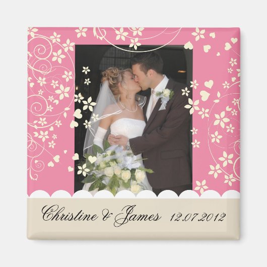 ピンクのマグネットにクリーム花模様、あなたの写真と マグネット (正面)