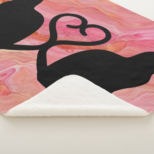 ピンクのマーブリングにロマンチックな猫のシルエットハート シェルパブランケット (3/4)