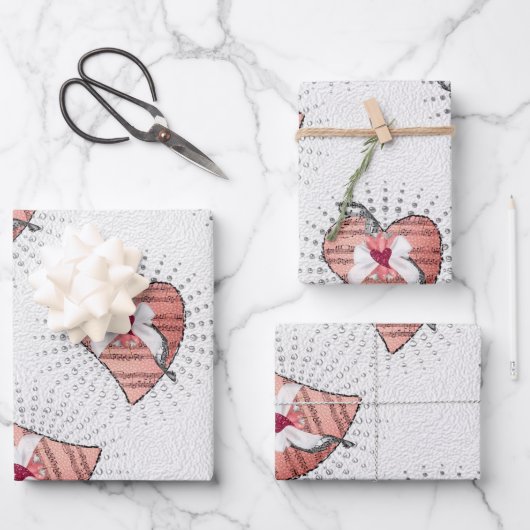 ピンクのミュージカルノートハート ラッピングペーパーシート (正面)