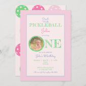 ピンクのミントカラーのクロール・ウォーク・ピックルボール テーマの1歳誕生日 招待状 (正面/裏面)