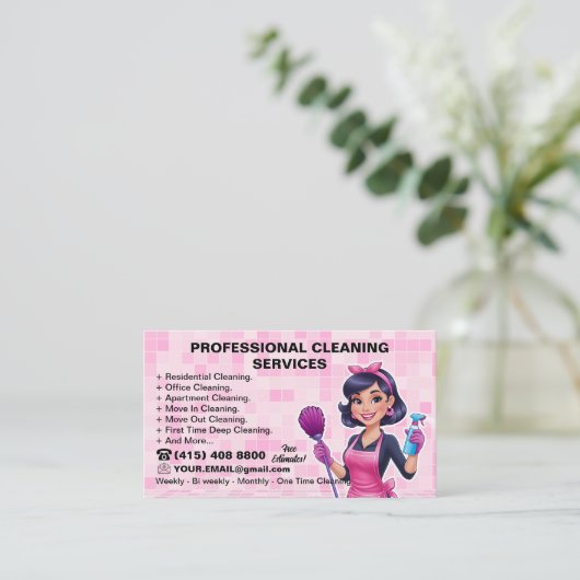 ピンクのメイド清掃員の女性ハウス清掃サービス 名刺 (スタンド正面)