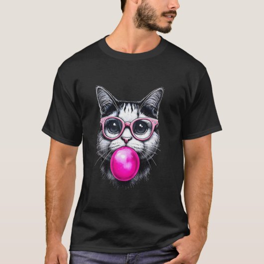 ピンクのメガネをかけ泡を吹く猫の顔 Tシャツ (正面)
