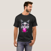 ピンクのメガネをかけ泡を吹く猫の顔 Tシャツ (正面フル)