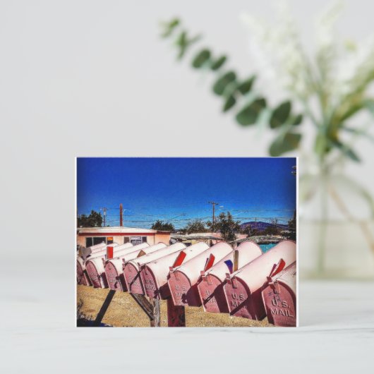 ピンクのメールボックスはがき ポストカード (スタンド正面)