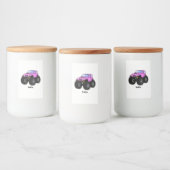 ピンクのモンスタートラックの漫画イラストレーション フードラベル (ボトル)