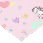 ピンクのユニコーン魔法の王女のガーリー誕生日の子供 ショートテーブルランナー (コーナー)