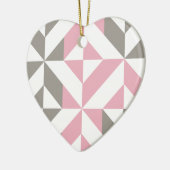 ピンクのラズベリーとシルバージオメトリックジグザグザグ セラミックオーナメント (左)