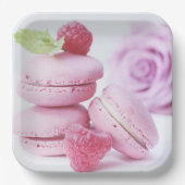 ピンクのラズベリーマカロンフランスのペストリー写真 ペーパープレート (正面)