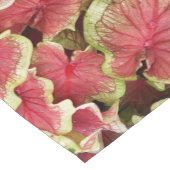 ピンクのラッフルカラジ葉ウムフローラ ショートテーブルランナー (コーナー)