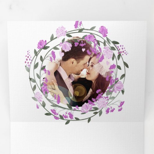 ピンクのラベンダーとパープルの牡丹の花をフィーチャーしたウェディング 三つ折り招待状 (内部最初)