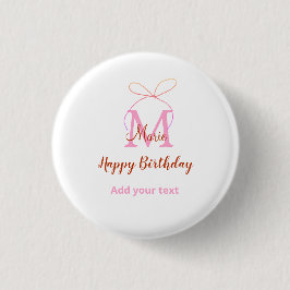 ピンクのラメの弓 名前+イニシャル+モノグラム 誕生日 缶バッジ