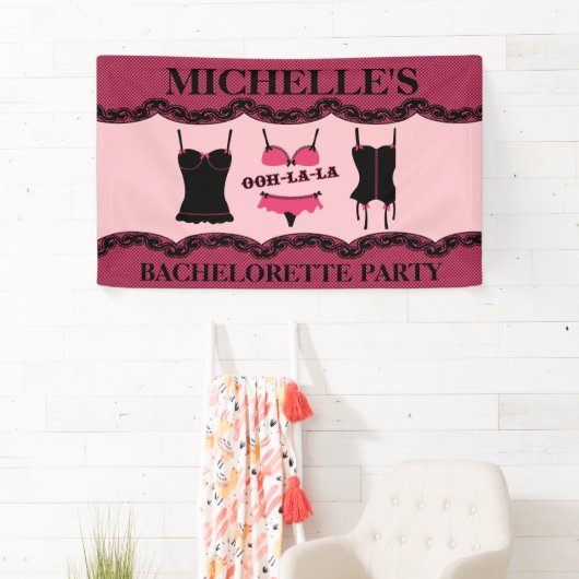 ピンクのランジェリー、バチェロレッテ 横断幕 (インサイチュ)