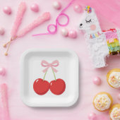 ピンクのリボンが付いたさくらんぼの コケット 誕生日パーティー ペーパープレート (パーティー)