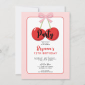 ピンクのリボンが付いた赤いチェリーの コケティッシュな誕生日パーティー 招待状 (正面)