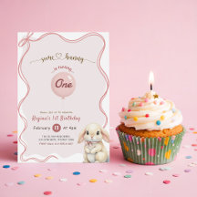 ピンクのリボンが可愛いうさぎの1歳の誕生日