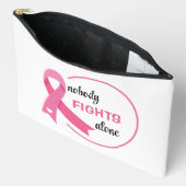 ピンクのリボンだけで戦う人はいない アクセサリーポーチ (見開き)