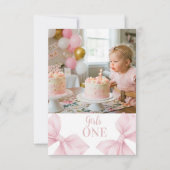 ピンクのリボンの女の子1歳の誕生日フラット サンキューカード (裏面)