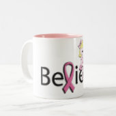 ピンクのリボンの魅力的なマグ ツートーンマグカップ (正面左)