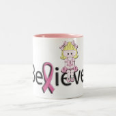 ピンクのリボンの魅力的なマグ ツートーンマグカップ (中央)