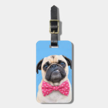 ピンクのリボンを付けたパグ