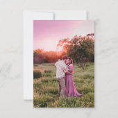 ピンクのリボンアートストライプの結婚式事前告知カード セーブザデート (裏面)