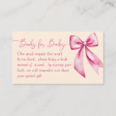 ピンクのリボン赤ちゃんシャワーかわいい本の要求 エンクロージャーカード (正面)
