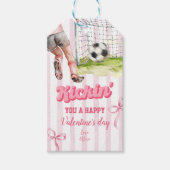 ピンクのリボン スポーツ サッカー キックイン ストライプ バレンタイン タグ (正面)