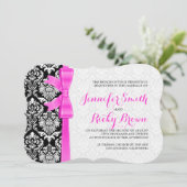ピンクのリボン ブラック アンド ホワイトのダマスク  ウェディング 招待状 (スタンド正面)