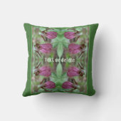 ピンクのレディースリッパーオーキッドパーソナライズされた花 クッション (裏面)