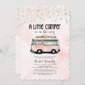 ピンクのレトロキャンピングカー小さなキャンピングカー赤ちゃんシャワー 招待状 (正面/裏面)