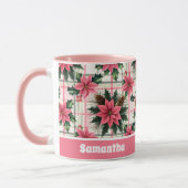 ピンクのレトロクリスマスフローラプレイドメリークリスマス マグカップ (左)