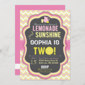 ピンクのレモネードの第2誕生日のシェブロンの招待状 招待状 (正面/裏面)