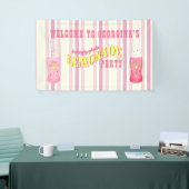 、ピンクのレモネードの誕生日縞で飾ります 横断幕 (トレードショー)