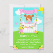 ピンクのレモネードスタンドの誕生日 赤毛の少女 サンキューカード (正面)