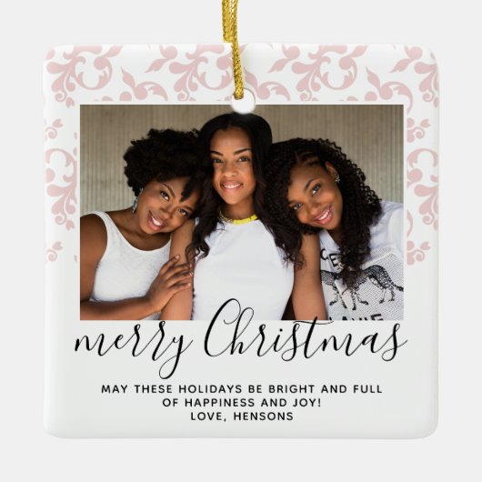 ピンクのロココメリークリスマススクリプト写真 セラミックオーナメント (正面)