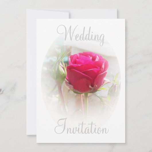 ピンクのローズバッド ウェディング招待状 招待状 (正面)