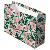 ピンクのワイルドバラの花と緑の葉のパターン ラージペーパーバッグ (正面アングル)