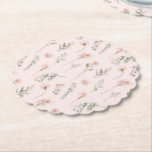 ピンクのワイルドフラワーセージ緑の緑の赤ちゃんシャワー ペーパーコースター (アングル)