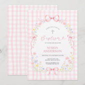ピンクのワイルドフラワー ギンガム フラワーの洗礼招待状 招待状 (正面/裏面)