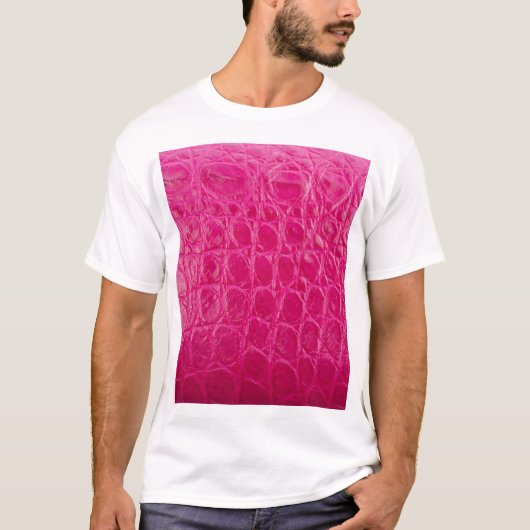 ピンクのワニの皮、革のテクスチャ Tシャツ (正面)