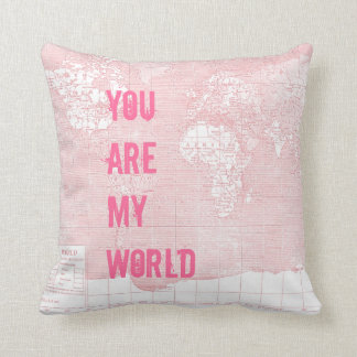 ピンクのヴィンテージの世界地図の枕 クッション