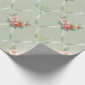 ピンクのヴィンテージの花が緑のリボンのトレリス ラッピングペーパー (角)