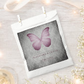 ピンクのヴィンテージバタフライダマスクの結婚式 フェイバーバッグ (クリップ留めされた状態)