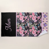 ピンクのヴィンテージバラバラ水彩マムマザーズ ビーチタオル (正面)