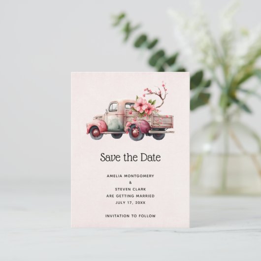 ピンクのヴィンテージ農家のトラックの結婚式の日付を保存 案内ポストカード (スタンド正面)