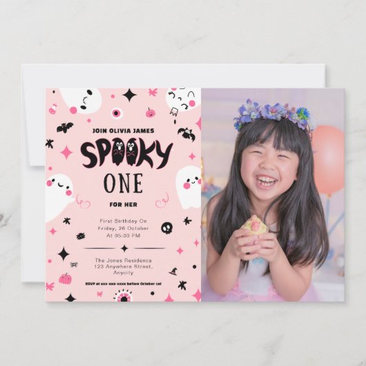 ピンクの不気味な1ハロウィーンの女の子1歳の誕生日 招待状 (正面)