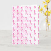 ピンクの乳がん生存者のリボンとデイジー カード (黄色い花)